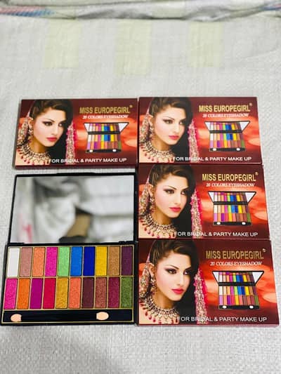 MISS EUROPEGIRL 20 Shade Vibrant Eyeshadow Palette
