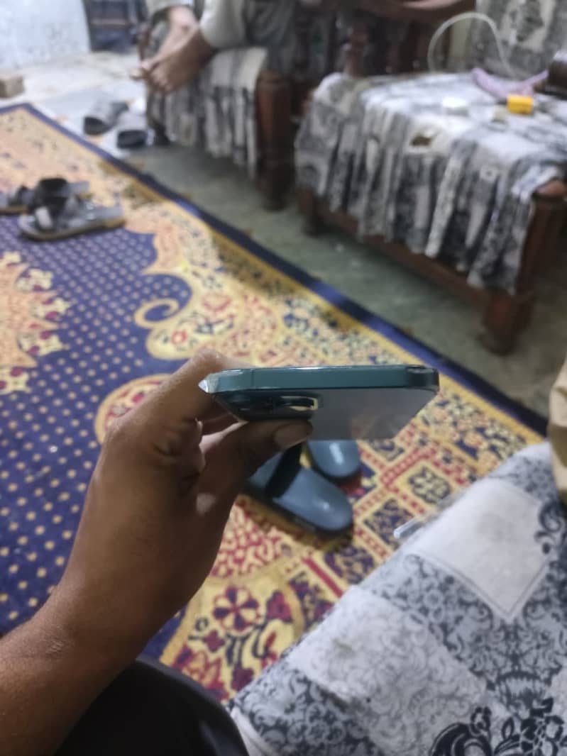 Apple iPhone 12 Pro Max 8