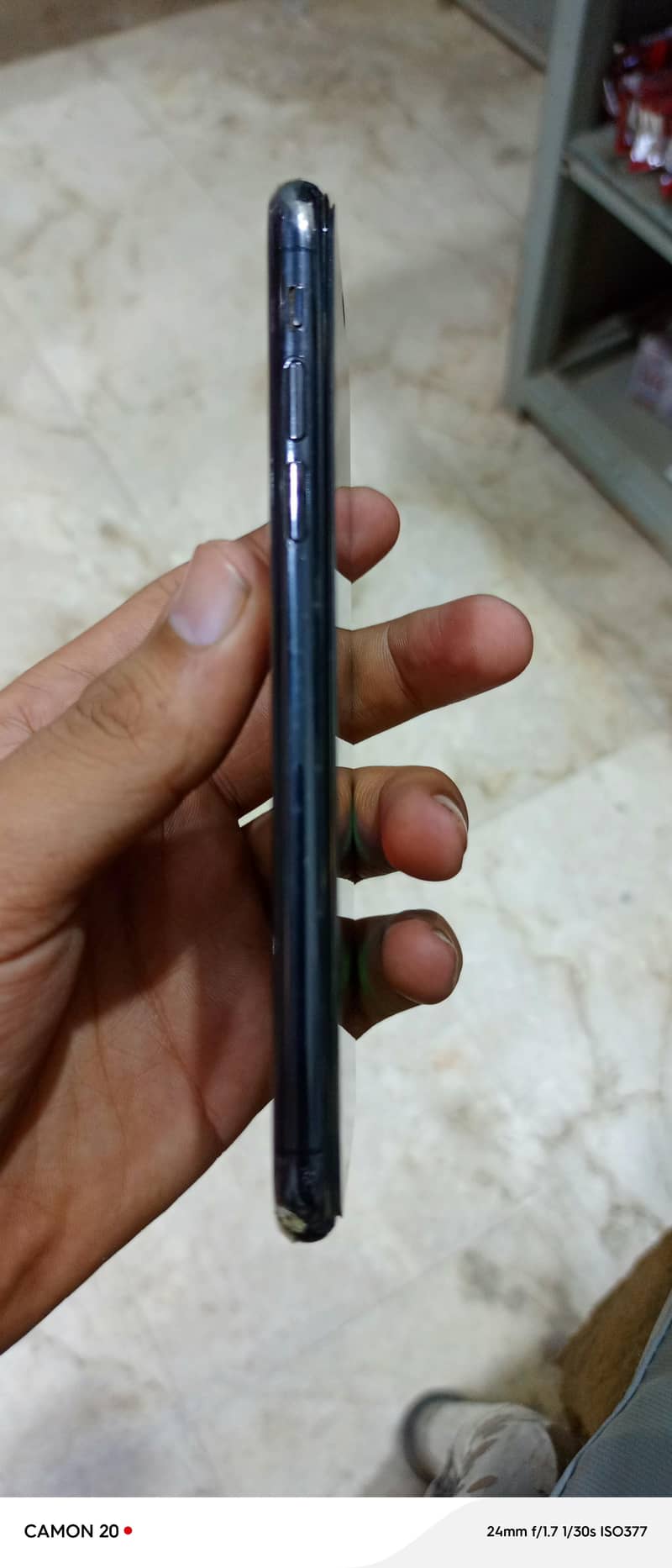 Apple iPhone X 3