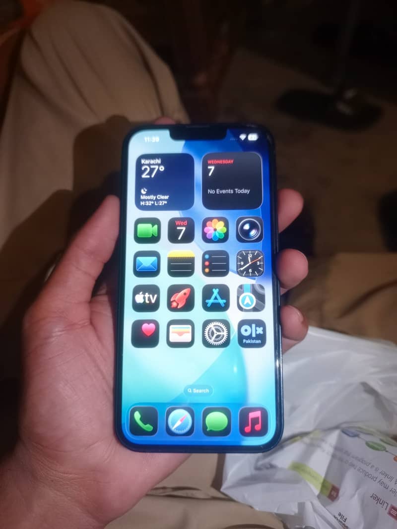 Apple iPhone 13 3