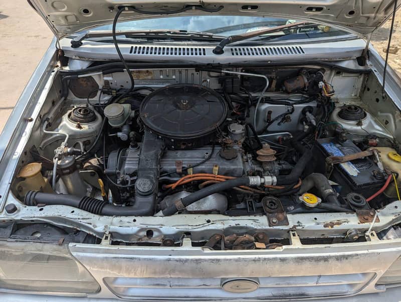 KIA Classic 2001 6