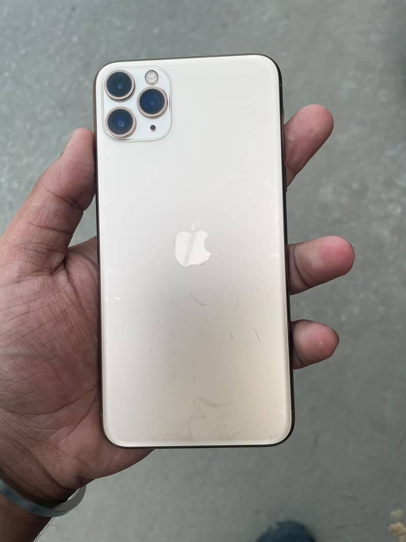 Apple iPhone 11 Pro Max 5