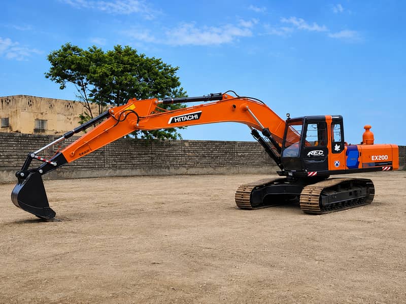 Hitachi ex200 2
