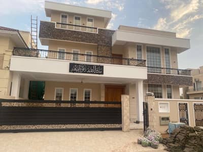 1 Kanal Brand New House For Sale