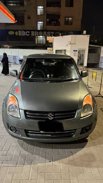 Suzuki Swift DLX 1.3 2013