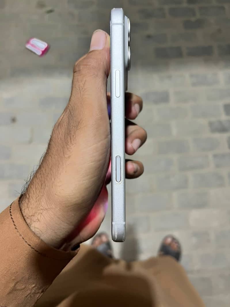 Apple iPhone 17 Pro Max 1