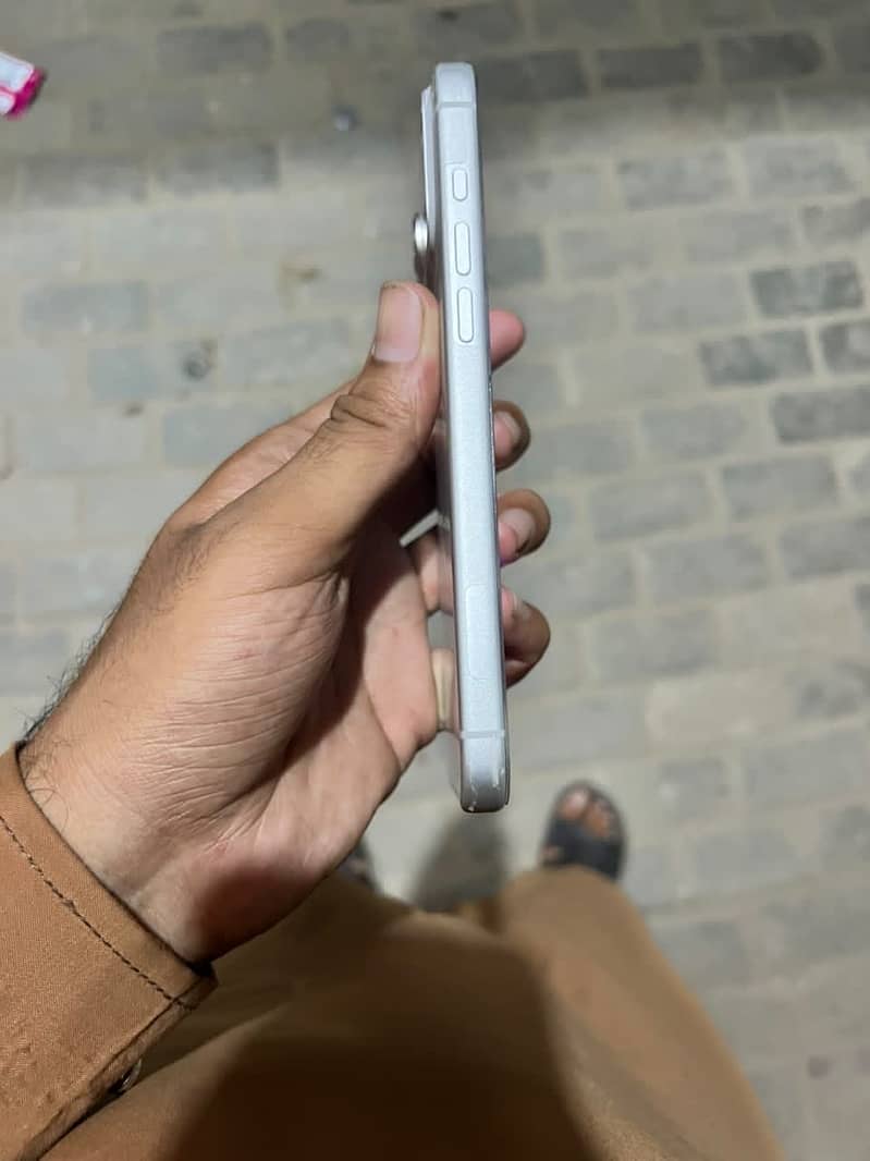 Apple iPhone 17 Pro Max 2