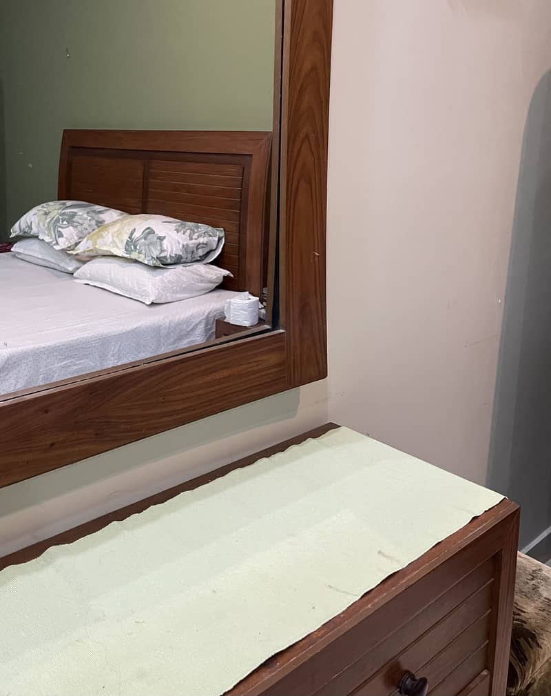 King size bed 5