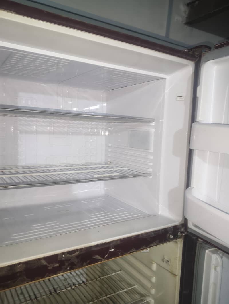 refrigerator 3