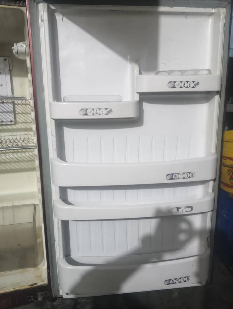 refrigerator 5
