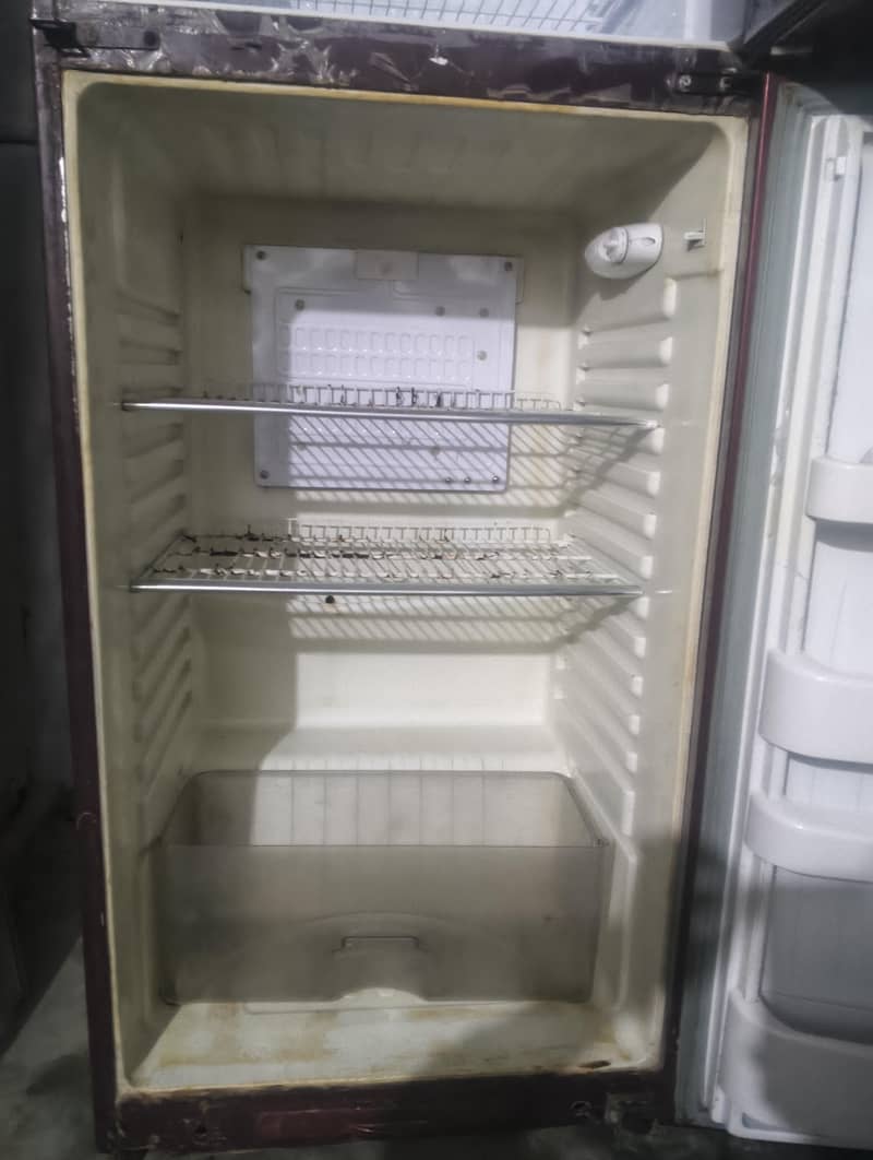 refrigerator 6