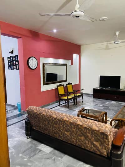 1 Kanal Triple Story Owner Build House For Sale With All Utility Conection's