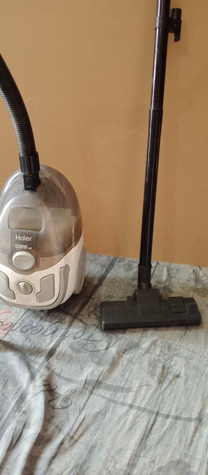 vacuum cleaner 3