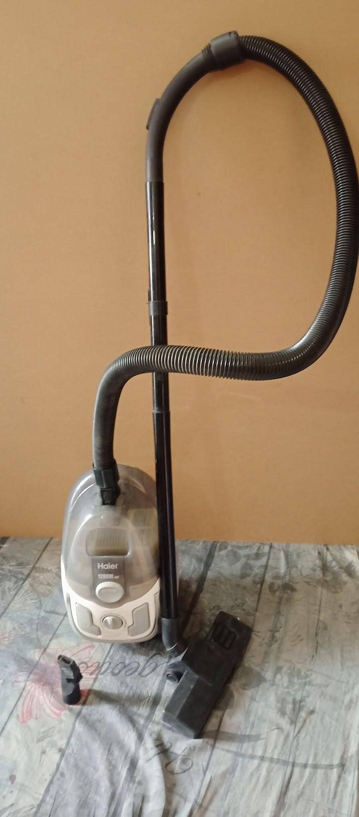 vacuum cleaner 7