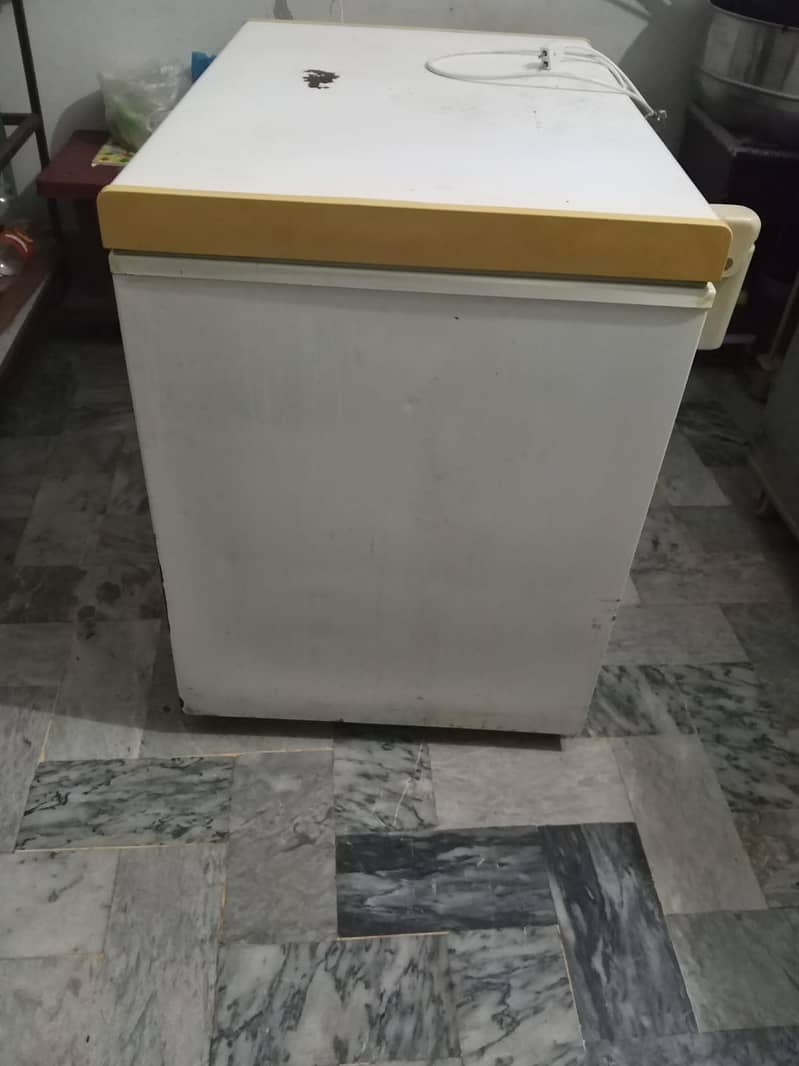 deep freezer 1