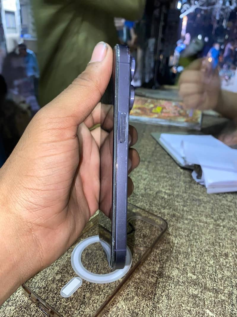 Apple iPhone 14 Pro 3