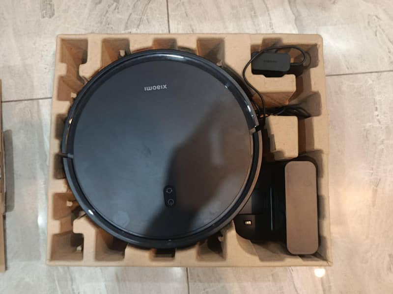 xiaomi vacuum robot E10C 2