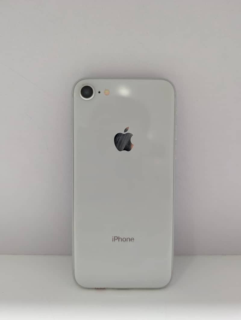 Apple iPhone 8 0