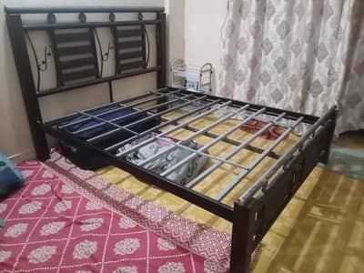 BED with Mattress -Iron Rod Bed 5.5×5.5 For Sale