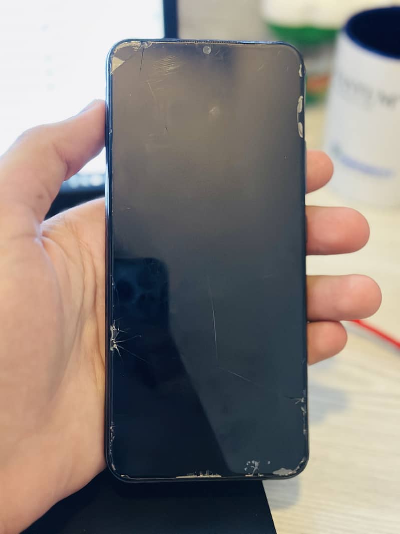 Realme C11 4