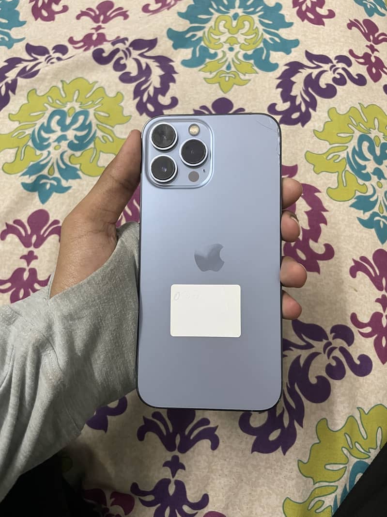 Apple iPhone 13 Pro Max 0