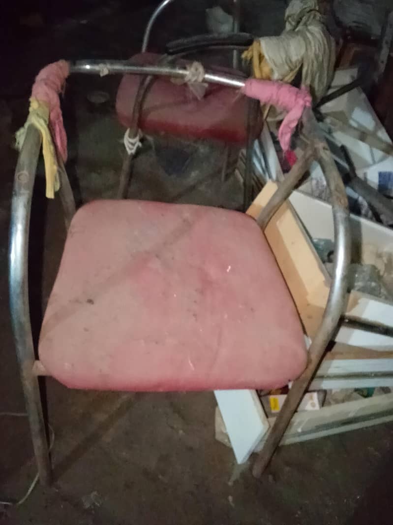 chairs available 3