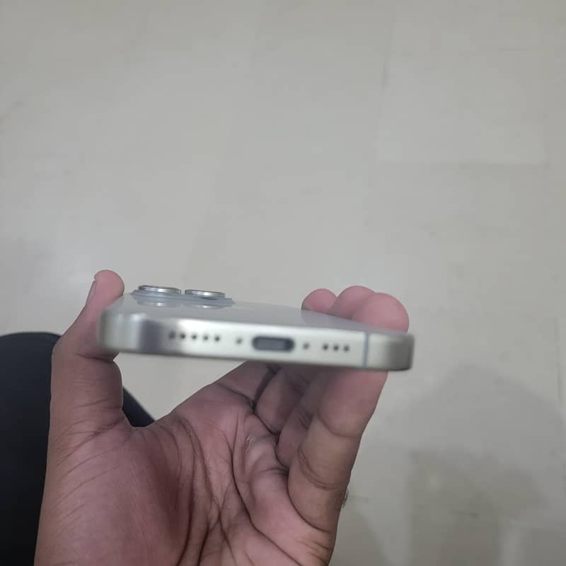 Apple iPhone 15 Pro 5