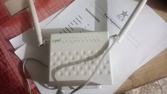 PTCL ZTE WiFi ADSL Modem Router – Like New With Charger