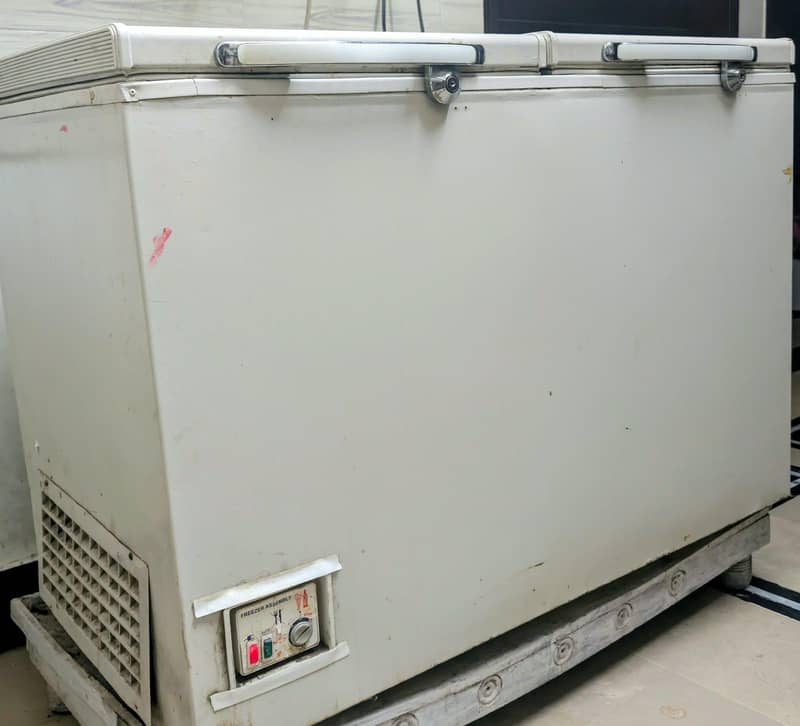 waves deep freezers 3