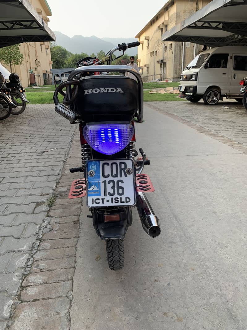 United 70cc 0