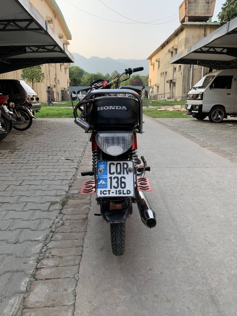 United 70cc 3