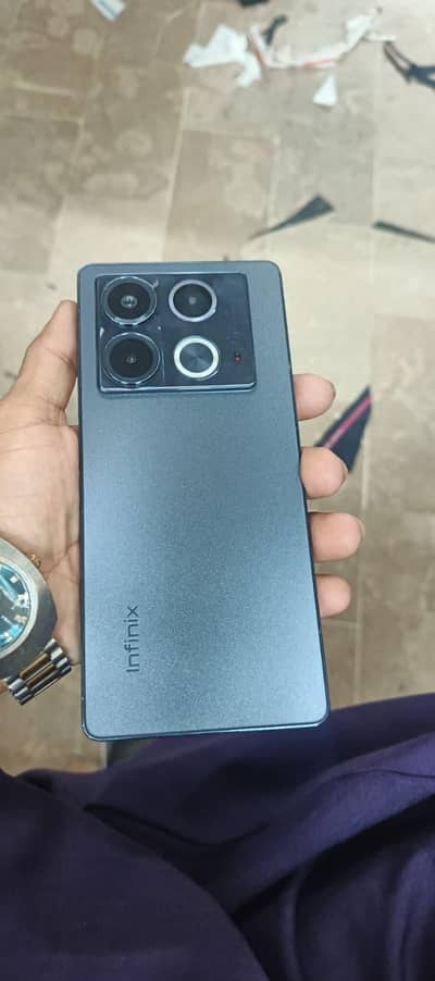Infinix Note 40