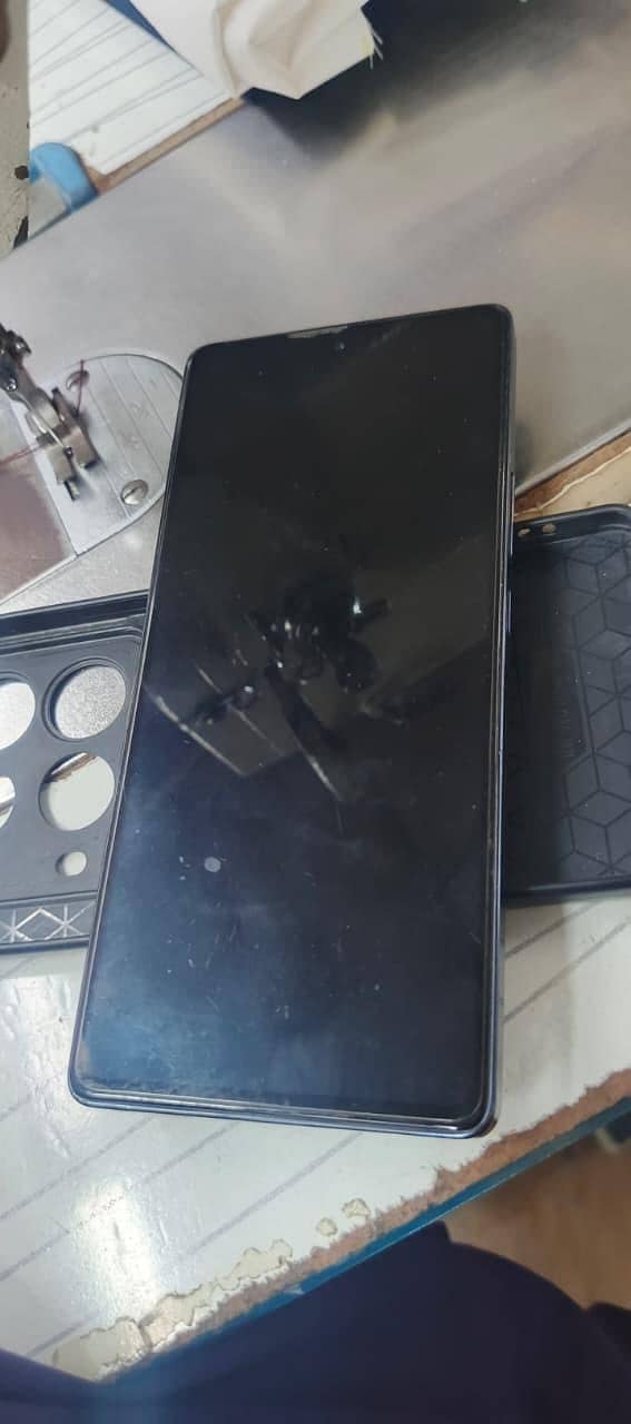 Infinix Note 40 9
