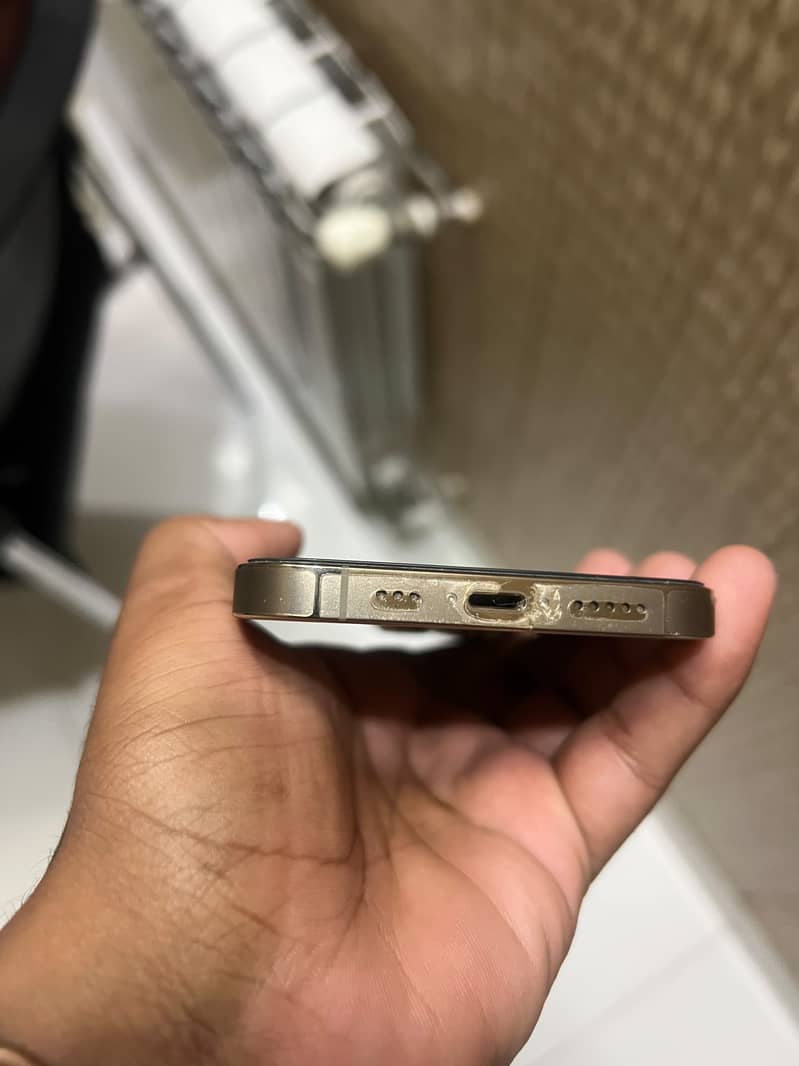 Apple iPhone 13 Pro 3
