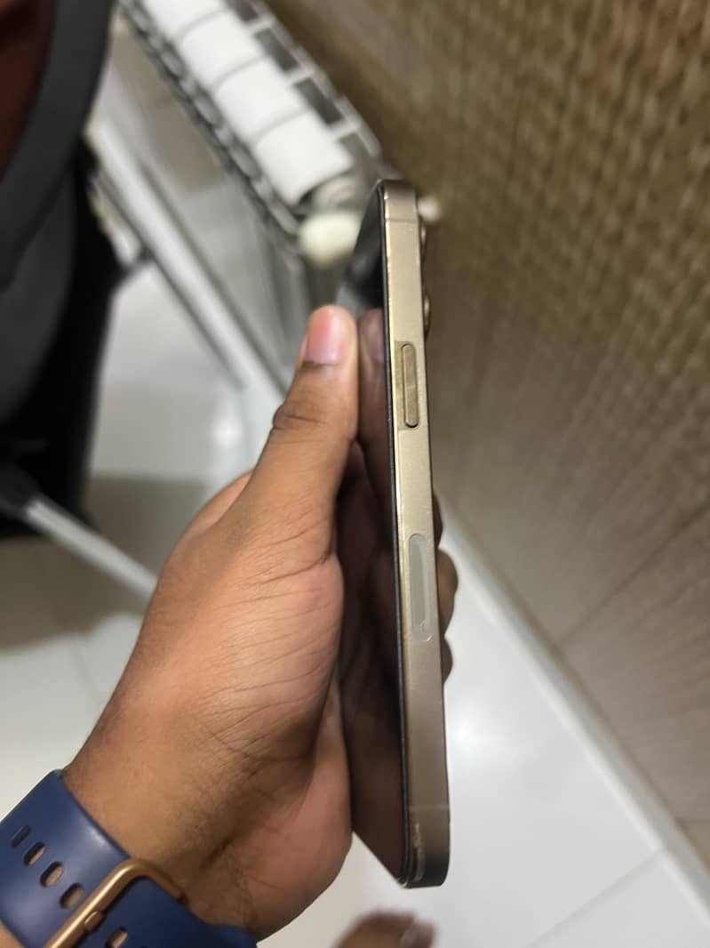 Apple iPhone 13 Pro 4