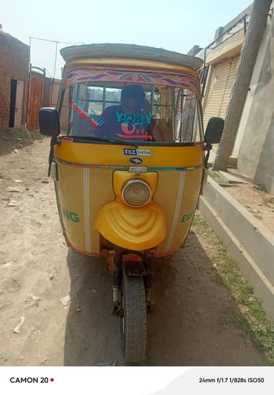 auto rickshaw 6 seater