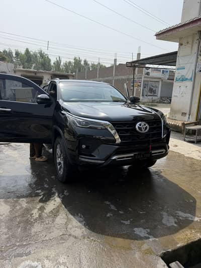 Toyota Fortuner V 2026