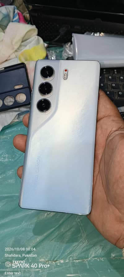 Tecno CAMON 40 Pro