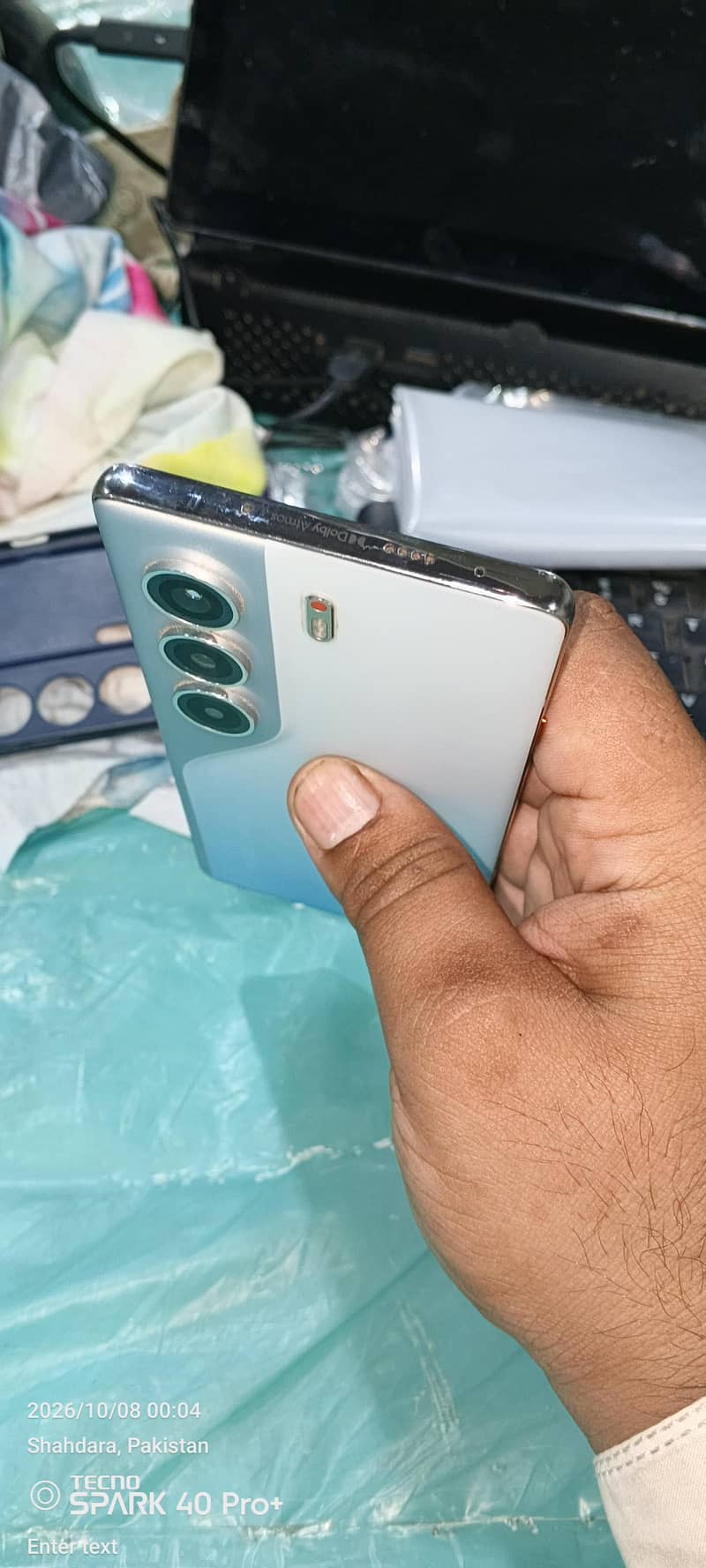Tecno CAMON 40 Pro 1