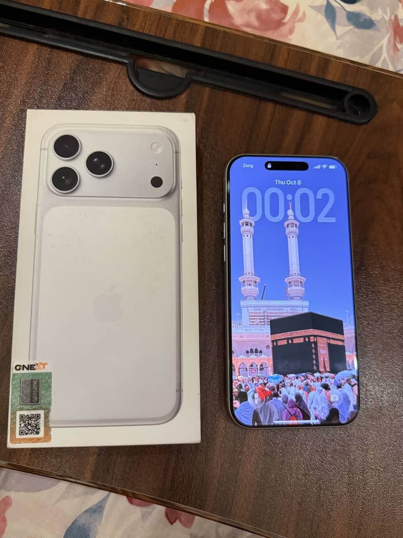 Apple iPhone 17 Pro Max 2