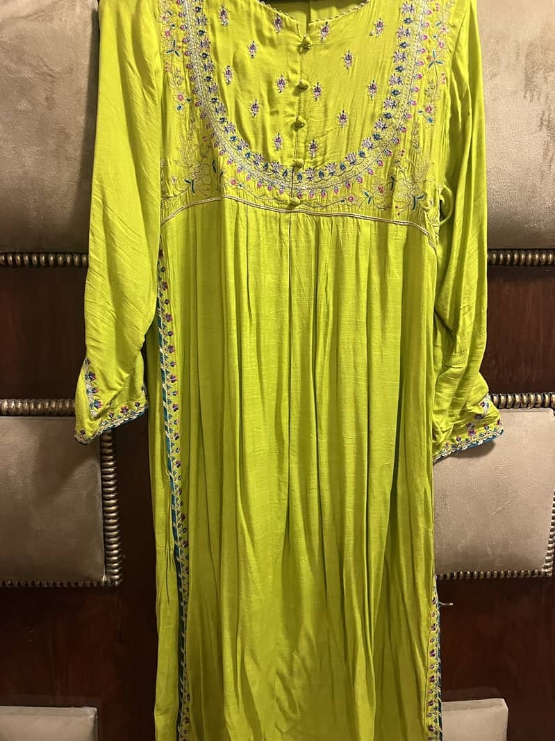 Medium size 3 piece 3