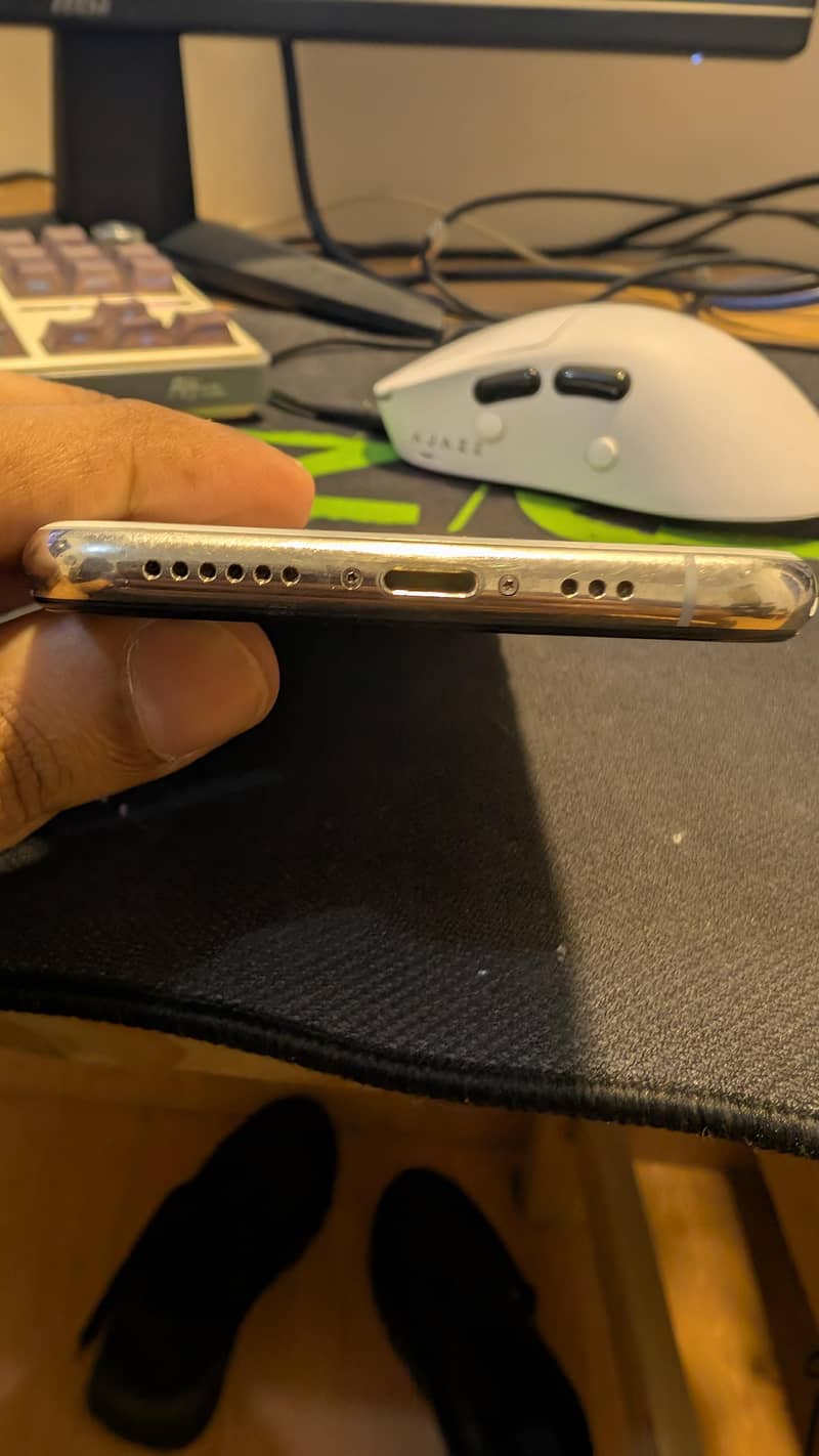 IPHONE XS 1