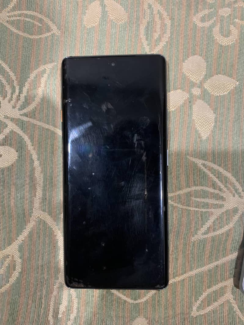 Tecno CAMON 40 Pro 5