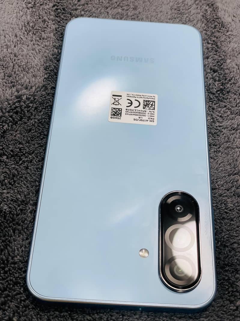 Samsung A17 1