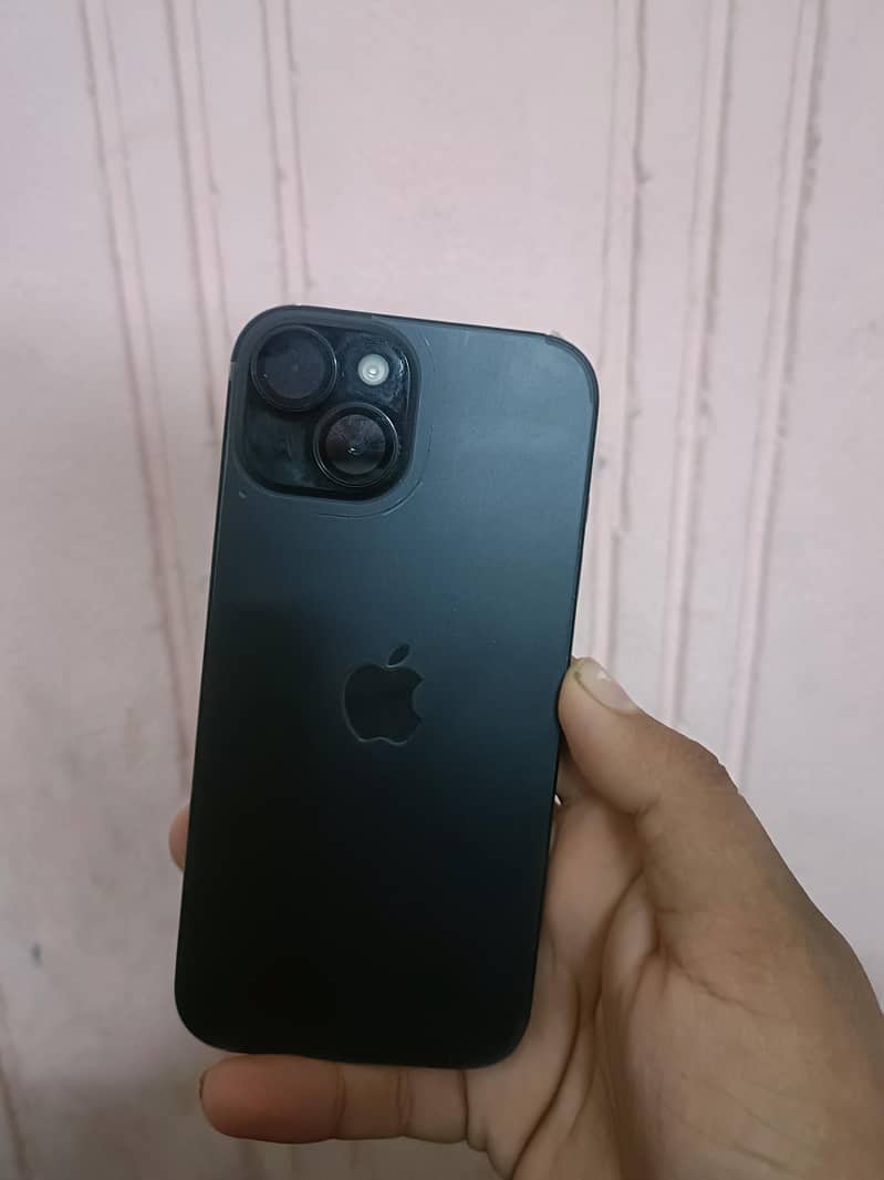 Apple iPhone 15 3