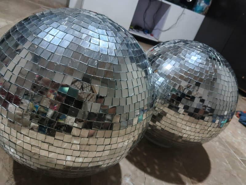 disco Boll's 2