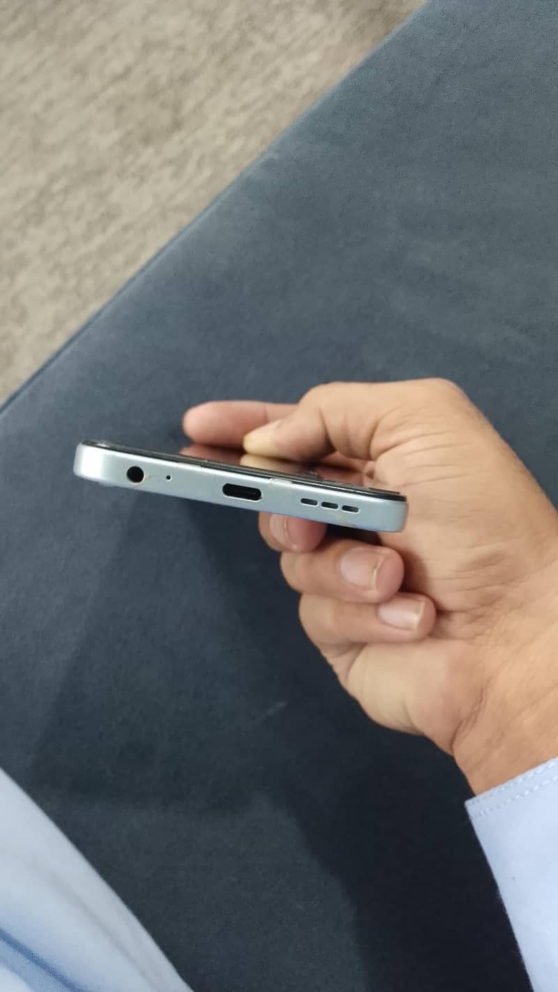 Tecno Spark Go 2 2