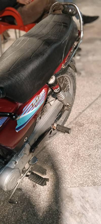 Honda CD 70 all ok ha koi b Kam ni ha