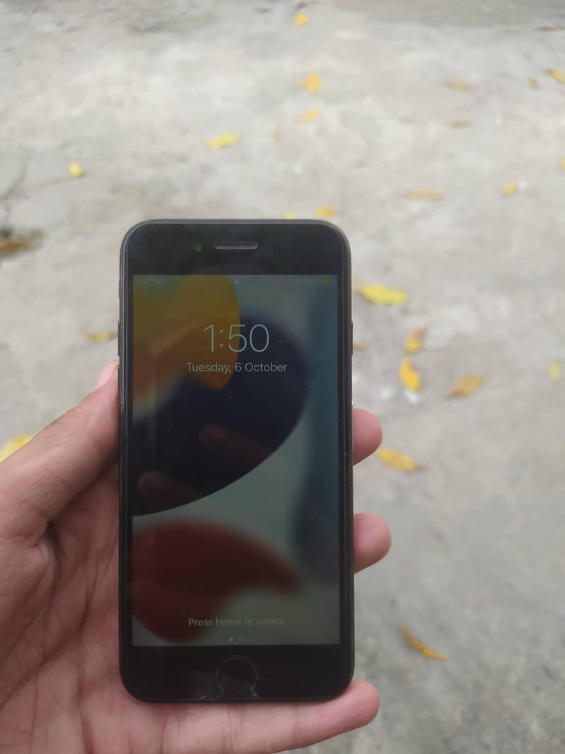 Apple iPhone 7 6