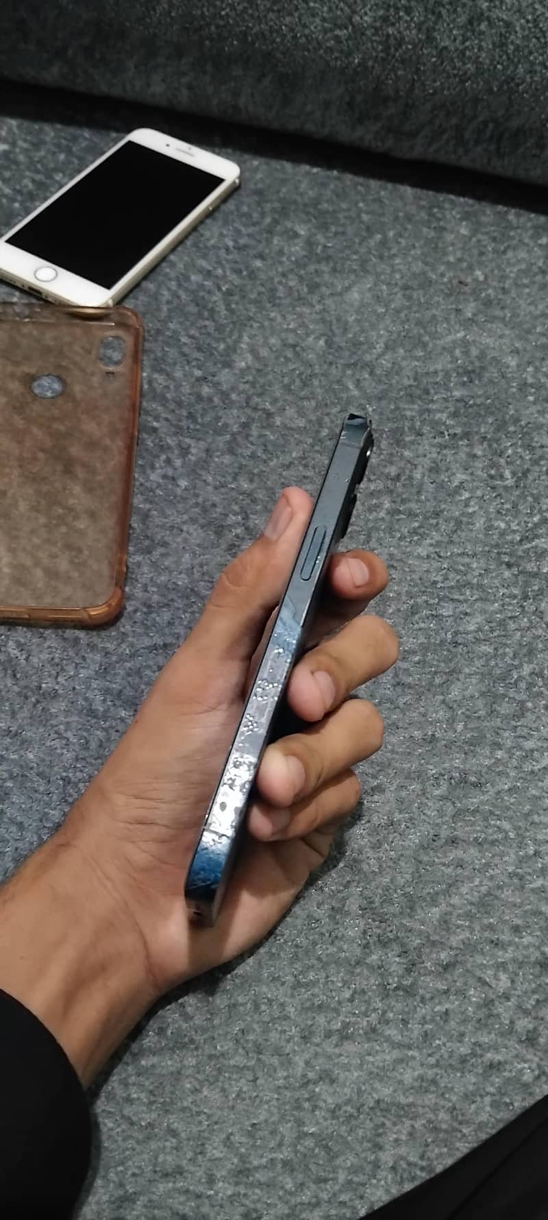 Apple iPhone 13 3